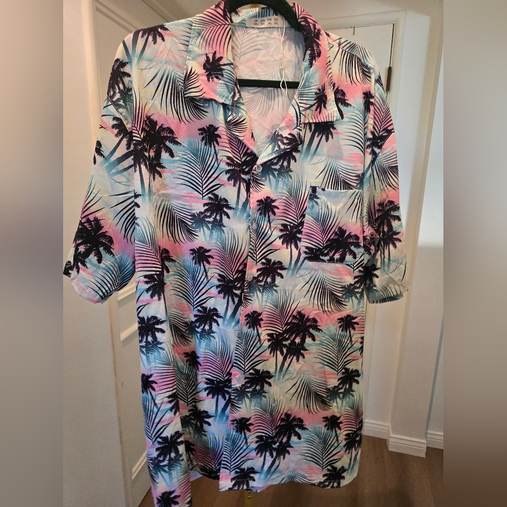 Men's Tropical Palm Short-Sleeve Shirt - Pastel Pink & Mint - Picture 2 of 8